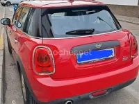 Usado Mini ONE 102 CV (75 kW) 2020 Rojo Utilitario