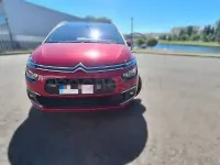 Usado Citroën Grand C4 Picasso Feel 120 CV (88 kW) 2017 Granate Monovolumen