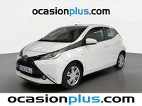 Begagnad Toyota Aygo X-play 69 HK (50 kW) 2018 Vit Halvkombi