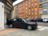 Usado BMW M3 215 CV (158 kW) 1989 Negro Berlina