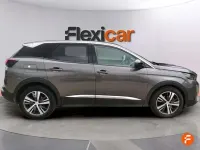 Usado Peugeot 3008 Active 131 CV (96 kW) 2023 Gris SUV