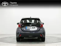 Usado Toyota Yaris Active 116 CV (85 kW) 2025 Gris Utilitario