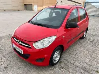 Usado Hyundai i10 Classic 69 CV (50 kW) 2012 Rojo Utilitario