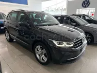 Begagnad VW Tiguan Life 150 HK (110 kW) 2023 Grå SUV