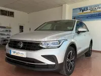 Usado VW Tiguan Life 245 CV (180 kW) 2022 Gris / plata SUV