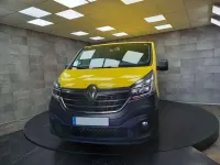 Usado Renault Trafic 95 CV (69 kW) 2019 Amarillo Monovolumen