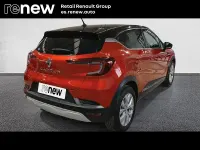 Usado Renault Captur Zen 90 CV (66 kW) 2022 Rojo SUV