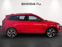 Usado Skoda Karoq SportLine 150 CV (110 kW) 2025 Rojo SUV