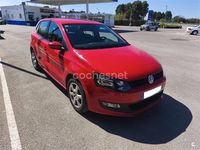 Używany VW Polo Advance 75 KM (55 kW) 2014 Czerwony Sedan/Limuzyna
