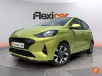 Usado Hyundai i10 67 CV (49 kW) 2024 Verde Utilitario