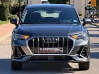 Usado Audi Q3 Comfort 150 CV (110 kW) 2023 Gris / plata SUV