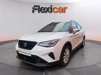 Usado Seat Arona Style 110 CV (80 kW) 2023 Blanco SUV
