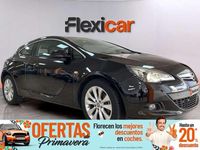 Usado Opel Astra GTC Sportive 140 CV (102 kW) 2017 Negro Utilitario