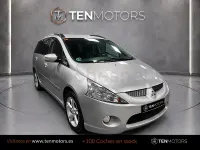 Usado Mitsubishi Grandis Intense 136 CV (100 kW) 2009 Gris / plata Monovolumen