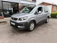 Usado Peugeot Rifter Active 100 CV (73 kW) 2019 Gris / plata Monovolumen