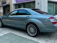 Usado Mercedes S500 388 CV (285 kW) 2008 Gris / plata Berlina