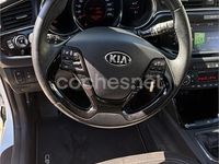 Usado Kia Ceed GT 90 HP (66 kW) 2016 Branco Sedan