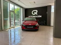 Usado Hyundai i20 100 CV (73 kW) 2023 Rojo Utilitario