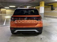 Usado VW T-Cross Advance 110 CV (80 kW) 2021 Naranja SUV