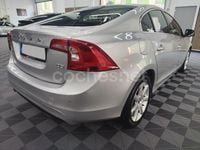 Usado Volvo S60 Momentum 150 CV (110 kW) 2017 Gris / plata Berlina