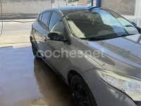 Usado Renault Mégane Dynamique 115 CV (84 kW) 2013 Gris / plata Berlina