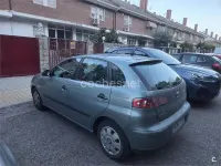 Usado Seat Ibiza 75 CV (55 kW) 2004 Azul Utilitario