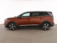 Usado Peugeot 5008 GT 180 CV (132 kW) 2022 Marrón SUV