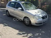 Usado VW Polo Match 55 CV (40 kW) 2005 Gris / plata Utilitario