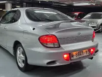 Usado Hyundai Coupé 138 CV (101 kW) 1999 Gris / plata Coupe