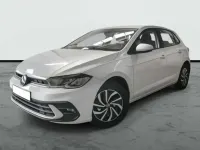 Usado VW Polo 95 CV (69 kW) 2023 Gris Utilitario