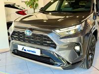 Usado Toyota RAV4 Hybrid Style 218 CV (160 kW) 2024 Gris / plata SUV