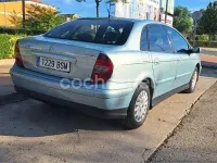 Usado Citroën C5 110 CV (80 kW) 2002 Verde Berlina