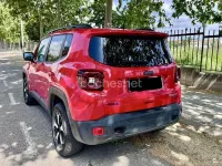 Usado Jeep Renegade Trailhawk 240 CV (176 kW) 2022 Rojo SUV