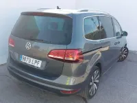 Usado VW Sharan Sportline 150 CV (110 kW) 2021 Gris Monovolumen
