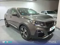 Usado Peugeot 3008 Allure 131 CV (96 kW) 2020 Marrón SUV