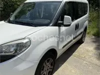 Usado Fiat Doblò Easy 90 CV (66 kW) 2016 Blanco Monovolumen