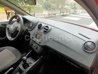 Usado Seat Ibiza Reference 75 CV (55 kW) 2016 Rojo Berlina