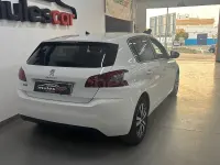 Usado Peugeot 308 Style 130 CV (95 kW) 2021 Blanco Berlina