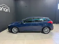 Usado Ford Focus 125 CV (91 kW) 2015 Azul Berlina