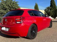Usado BMW 118 Sport Line 143 CV (105 kW) 2012 Rojo Utilitario