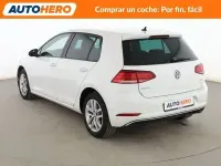 Usado VW Golf VII Advance 125 CV (91 kW) 2017 Blanco Berlina
