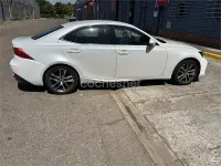 Usado Lexus IS300h Executive Line 223 CV (164 kW) 2017 Blanco Berlina