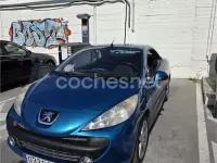 Usado Peugeot 207 CC 120 CV (88 kW) 2007 Azul Descapotable