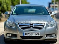 Usado Opel Insignia Selective 130 HP (95 kW) 2013 Cinzento Sedan