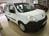 Usado Renault Kangoo 68 CV (50 kW) 2011 Blanco Monovolumen