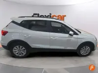Usado Seat Arona Style 115 CV (84 kW) 2018 Blanco SUV