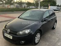 Usado VW Golf VII Advance 105 CV (77 kW) 2012 Negro Berlina