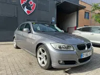 Usado BMW 318 143 CV (105 kW) 2011 Gris / plata Berlina