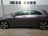 Usado Mercedes A200 156 CV (114 kW) 2017 Gris / plata Utilitario