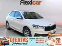Usado Skoda Fabia Active 95 CV (69 kW) 2022 Blanco Utilitario